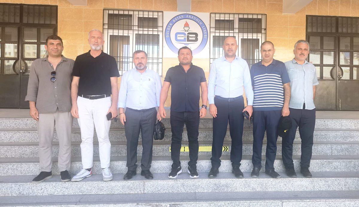MehmetDemirEBS's tweet photo. Yeni umutlardan yeni ufuklara…”

Sahadaki ayak izlerimizle geleceğe yürümeye devam ediyoruz…

Abdurahman Örnek, Nurullah Tekataş ve Mustafa Taşkesen başkanlarımızla birlikte Şahinbey’deki kıymetli okul idarecilerimizle bir araya geldik; eğitime ve gündeme dair verimli istişarelerde bulunduk…

Rabbim hem onların hem de bizlerin işlerini kolaylaştırsın, emeklerimizi berekete dönüştürsün inşallah…🤲

#Şahinbey #Eğitim #İstişare @ebsgaziantep1 @aornek1 @NurullahTekatas @cihantaburoglu @alkan1200