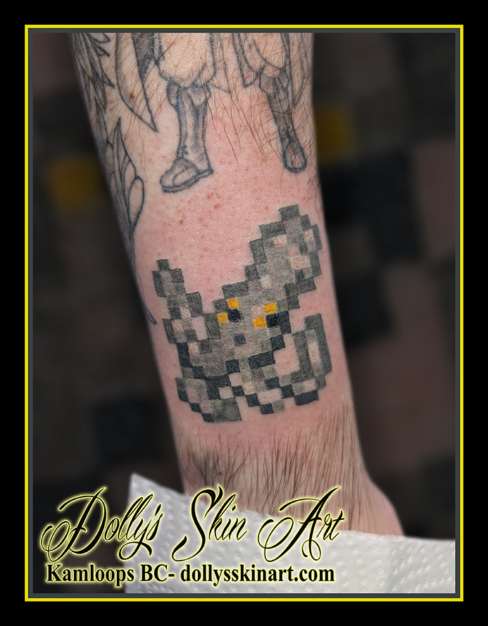 dollysskinart's tweet photo. A pixel squid for Max
.
#kamloops #tattoo #dollysskinart #kamloopstattoo #britishcolumbia #bctattoos #canadatattoo #canadiantattooers #tattooart #tattooartist #tattoos #tattooed #skinart #ink #bctattoo #kamloopstourism #tourismkamloops #tattooshop #explorebc https://t.co/ikWSFu5MUQ