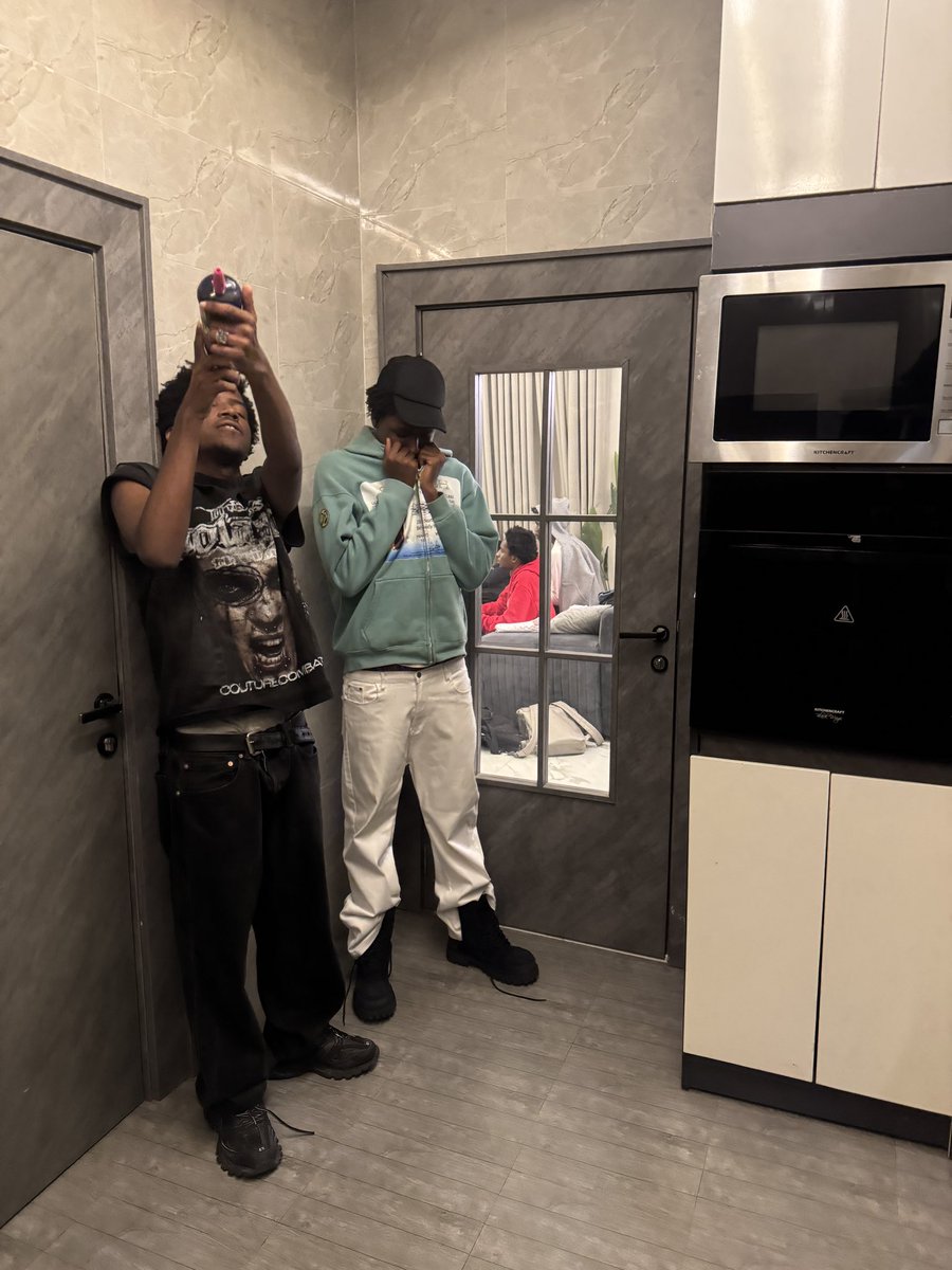 6lyfestyle's tweet photo. weekend https://t.co/sMSF1iwezW