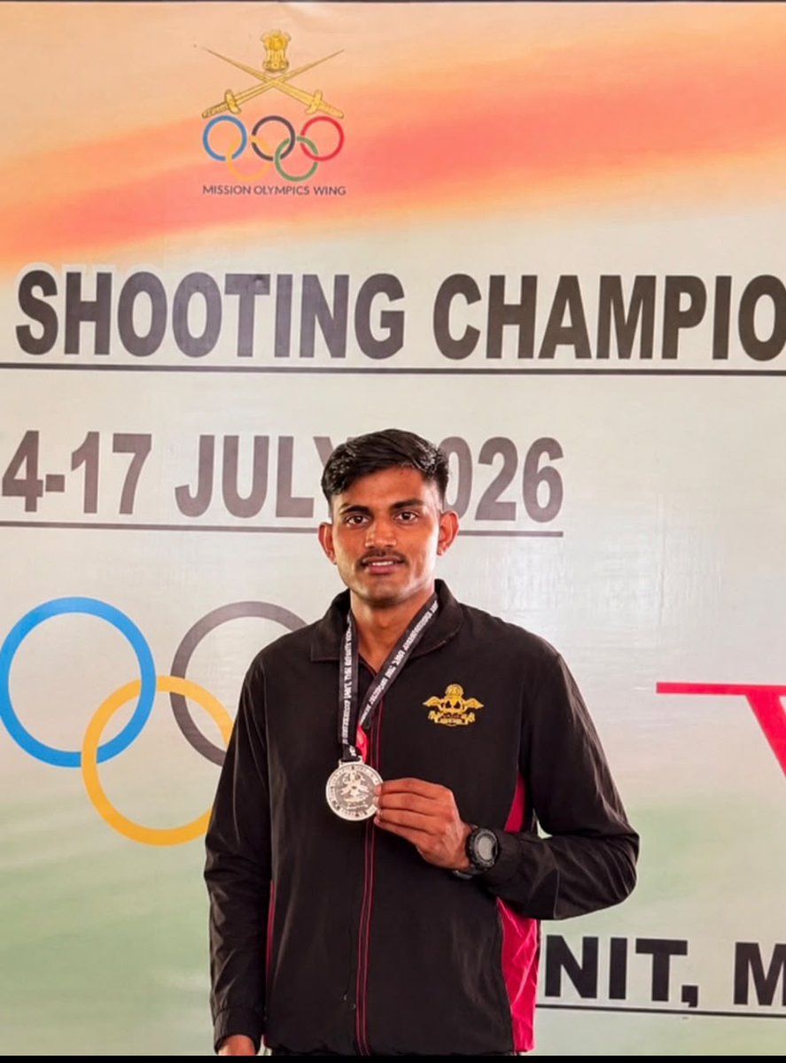 GajrajCorps_IA's tweet photo. 𝑷𝒓𝒆𝒄𝒊𝒔𝒊𝒐𝒏. 𝑷𝒆𝒓𝒔𝒆𝒗𝒆𝒓𝒂𝒏𝒄𝒆. 𝑷𝒓𝒊𝒅𝒆. 🇮🇳

#GajrajCorps congratulates AV Indrapal Singh Bhadauria for securing 🥈 2nd Position in the 10m Air Pistol event at Army Marksmanship Unit, Mhow & earning selection for the Pre-Nationals.

His achievement reflects the precision, discipline and determination that define the #IndianArmy. Congratulations &  best wishes for continued success at the Pre-Nationals.

#GajrajCorps, AV Indrapal Singh Bhadauria को Army Marksmanship Unit, Mhow में आयोजित 10 मीटर एयर पिस्टल प्रतियोगिता में 🥈 द्वितीय स्थान प्राप्त करने तथा Pre-Nationals के लिए चयनित होने पर हार्दिक बधाई देता है।

उनकी यह उपलब्धि #IndianArmy की सटीकता, अनुशासन और दृढ़ संकल्प का प्रतीक है। उन्होंने सेना और राष्ट्र का गौरव बढ़ाया है। Pre-Nationals के लिए हार्दिक शुभकामनाएँ एवं उज्ज्वल सफलता की कामना।

#PrideOfTheNation #NationFirst

@adgpi @easterncomd @KheloIndia @IndiaSports
