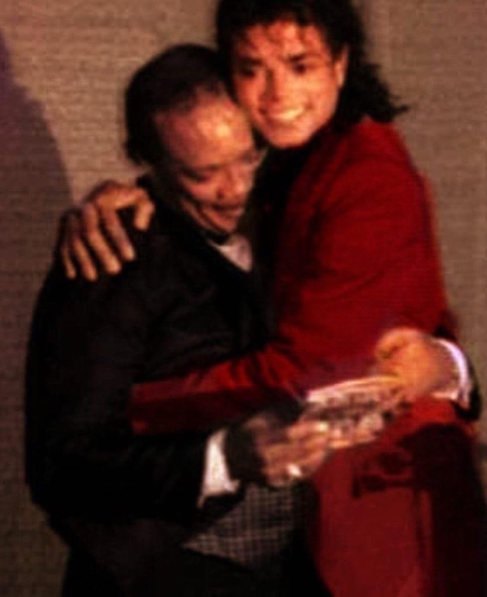 iamveronica777's tweet photo. Aww look at his smile 😭 https://t.co/MnFCoBFqZZ