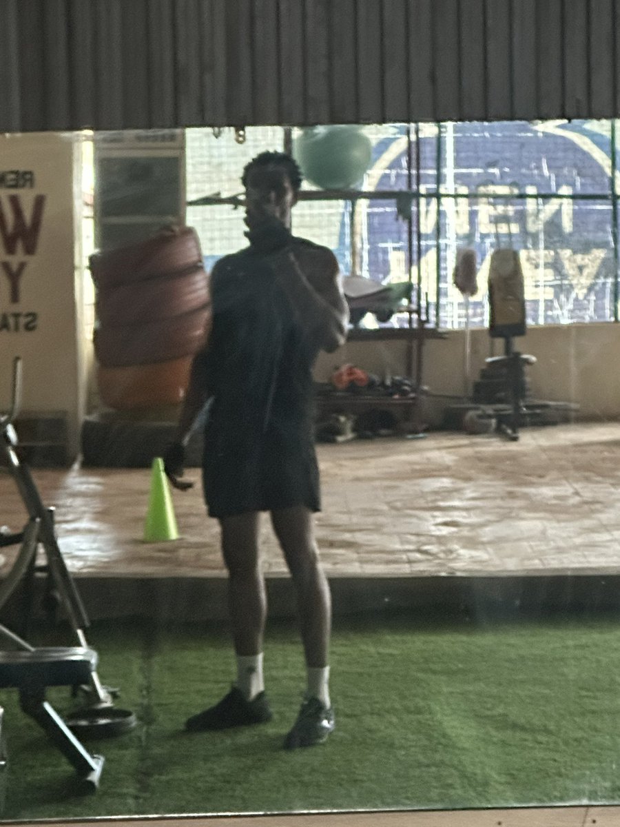 Ezehzaza1's tweet photo. Destroyed thy Arms today 😤 https://t.co/it1mJ221OX