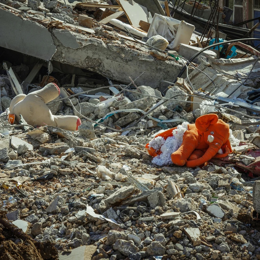 TheKiaCenter's tweet photo. Following the earthquake that recently struck various parts of Venezuela, Ricardo Montaner and his family have joined forces to provide support to those who need it most through The House Project, an initiative focused on channeling aid quickly, efficiently and transparently. For more information on how to support this cause and make a donation, visit https://t.co/J46CXKNPmi.
