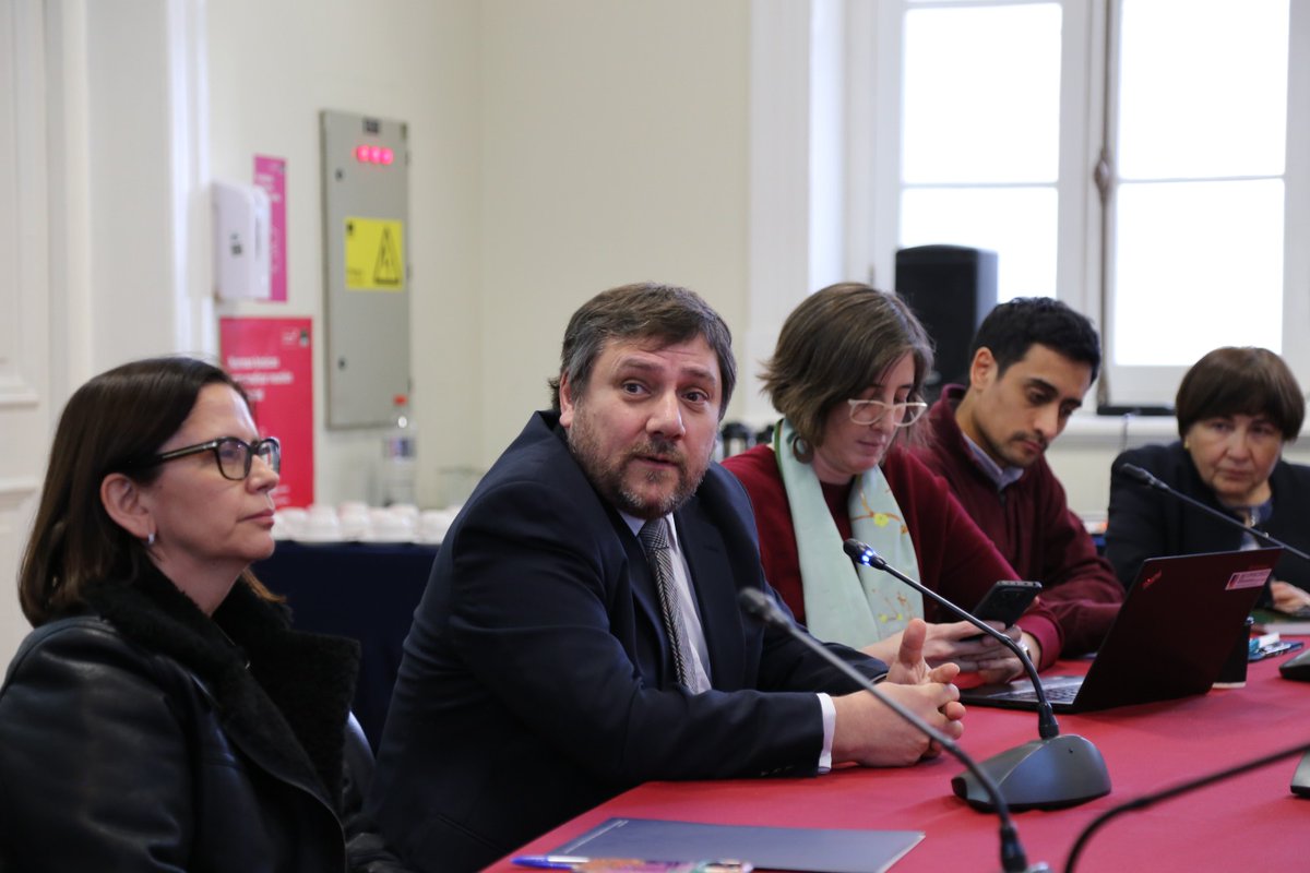 epaustral's tweet photo. 🔵 En una nueva jornada #EPAUSTRAL2026, el Presidente del Directorio, José Miguel Cruz, y la Gerente General (i), Marcela Mansilla, recibieron a ejecutivos de Navimag y estuvieron en la Comisión de Infraestructura del @COREMagallanes.

👉Más info: https://t.co/JzF72vMcLO https://t.co/PNsSrUHqEv
