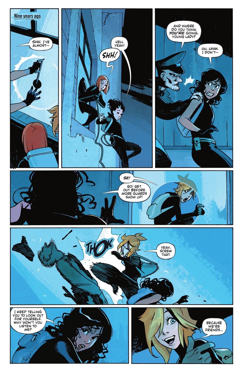 CatwomanCodex's tweet photo. #2 has some great structural echoes as Selina reflects on her relationship w/ The Calicos. It is well illustrated w/ the scenes of Holly turning back to help Selina in the past &amp; Selina turning back to help her friends in the present.

#AbsoluteCatwoman #CatwomanCodex https://t.co/GrlmRKdFXT