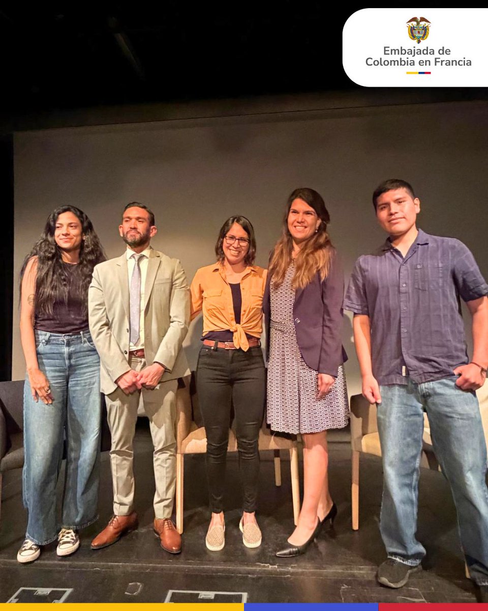 embcolfrancia's tweet photo. 🎬Embajada acompañó Ciclo de Cine Realizadoras Latinoamericanas, organizado por Red de Mujeres Diplomáticas Latinoamericanas en🇫🇷 durante Semanas de América Latina y el Caribe 2026. Embajadas 🇵🇪y🇨🇴 presentaron películas Conexión: Huachuma y Kaugsankamalla: Mientras Vivamos..
👇🧵 https://t.co/8VsG6Ykx9Z
