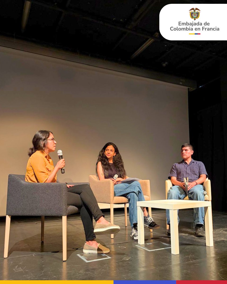 embcolfrancia's tweet photo. 🎬Embajada acompañó Ciclo de Cine Realizadoras Latinoamericanas, organizado por Red de Mujeres Diplomáticas Latinoamericanas en🇫🇷 durante Semanas de América Latina y el Caribe 2026. Embajadas 🇵🇪y🇨🇴 presentaron películas Conexión: Huachuma y Kaugsankamalla: Mientras Vivamos..
👇🧵 https://t.co/8VsG6Ykx9Z