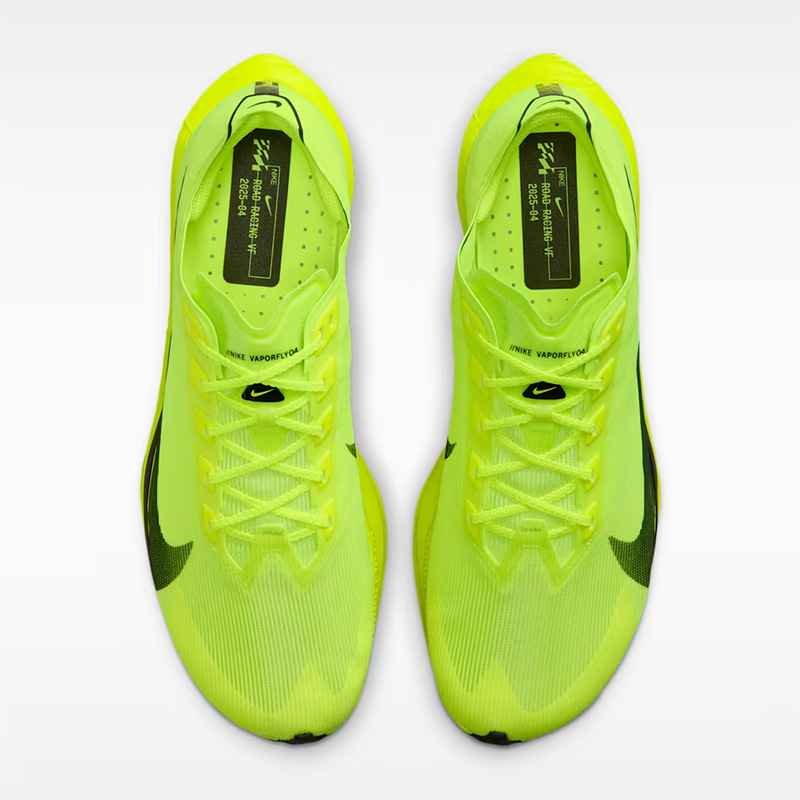 KicksDeals's tweet photo. The eye-catching volt/black Nike ZoomX Vaporfly 4 is nearly $125 OFF retail at $145.48 + FREE shipping. Limited-time offer! //Ad

BUY HERE -> https://t.co/fQCjS23dZK (use code DAYONE at checkout) https://t.co/HwdlgTOlSY