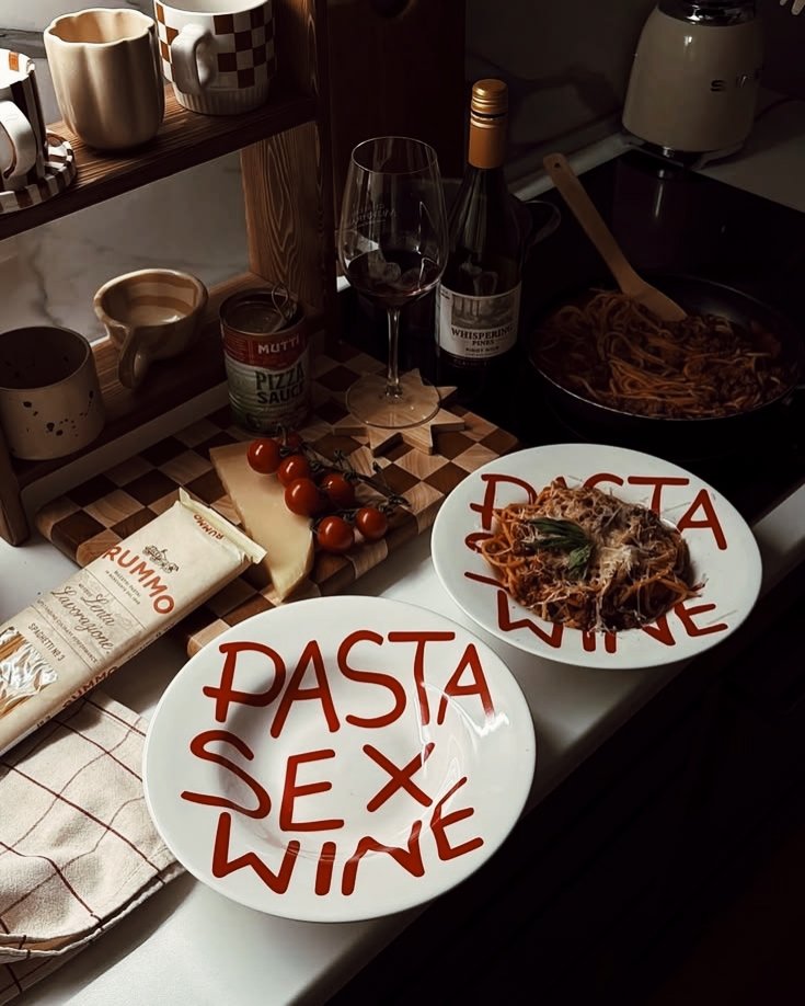 venusenyo's tweet photo. pasta, sex, wine. https://t.co/OBqGHmKmx6