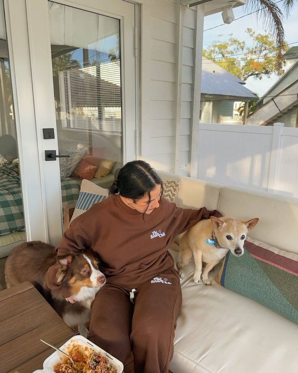 doggowestgod's tweet photo. https://t.co/woRCL8WeJT

#teenagee #momson #teenager #omegle https://t.co/vqh94XlGwA