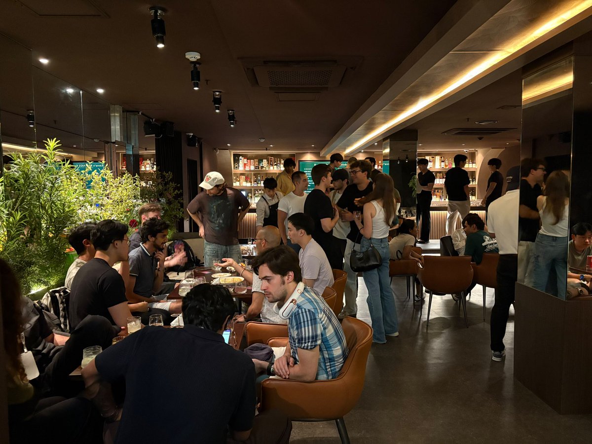 sukonehong's tweet photo. Night of Korean AGI Abundance 🎑🌙

Together with @BainCapVC, @lightspeedvp, @HanRiverVC, @SevenStars_VC, @lowercarbon, and @chemistry, we celebrated the final day of ICML week with great food, drinks, and, most importantly, incredible people, both longtime friends and new ones we were lucky to meet.

Huge thanks to our amazing co-hosts
@rkhkimx @TimothyIm5 @theamberyang @stevenl @hlynakim @loubohan