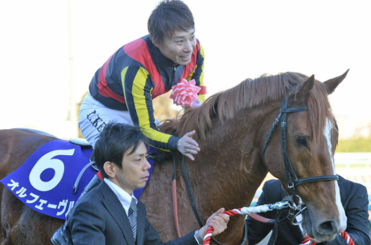 yasuurdi1's tweet photo. 7月23日の誕生日
池添謙一騎手（47歳）
GⅠ級レースを28勝している、大舞台に
強い騎手の一人です
オルフェーヴル・ドリームジャーニーや
スイープトウショウなど、癖のある馬を
見事な手綱さばきで勝利に導いています
武豊騎手の大ファンでも知られています
お誕生日おめでとうございます！
#池添謙一 https://t.co/sO0860Ulfp