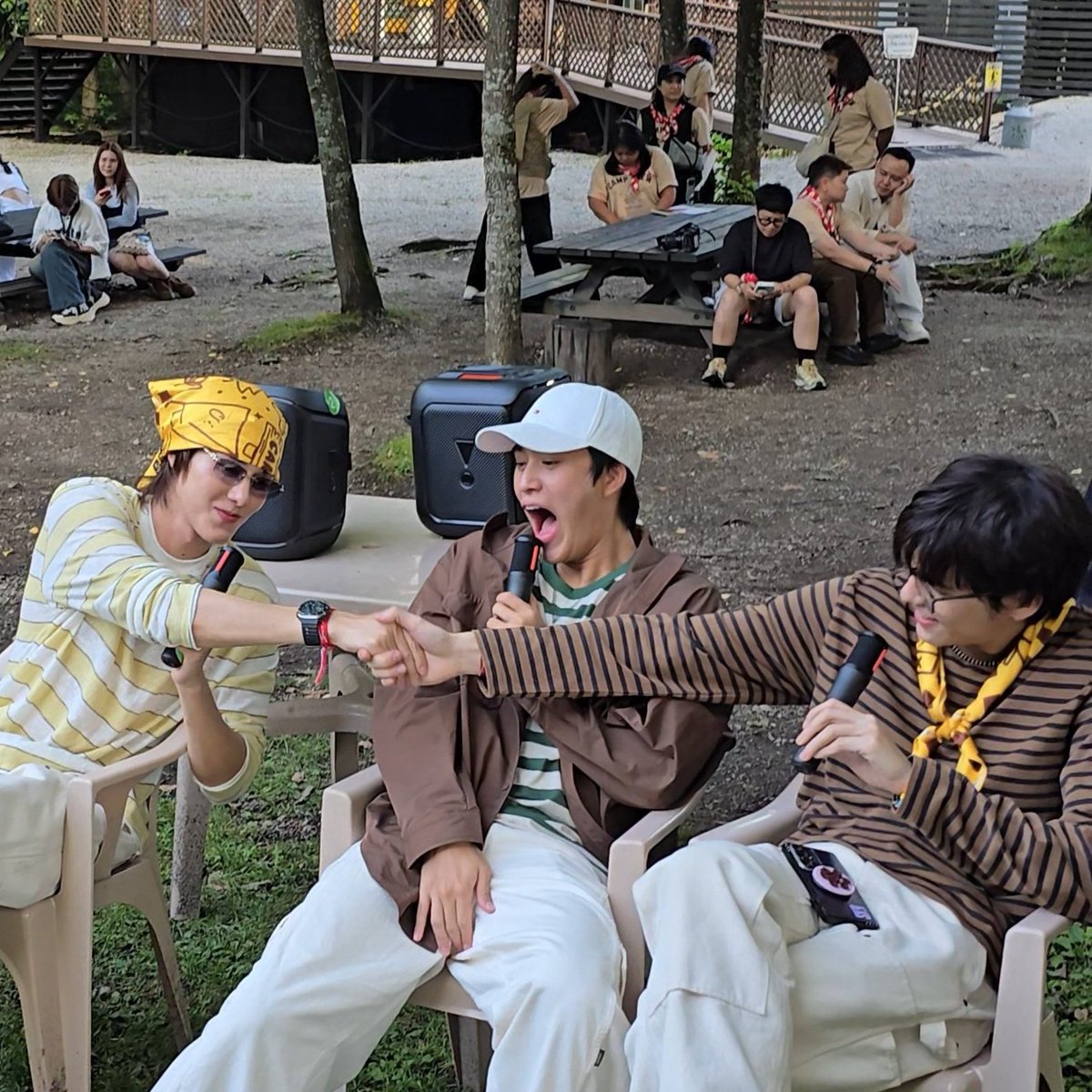 _amimou's tweet photo. It's the way sky holds nani's hand like he's about to propose him 🙂‍↔️ https://t.co/7etMsdWHOd