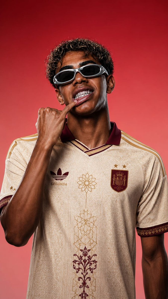 j02_store's tweet photo. متوفر بكميه بسيطه جدا تيشيرت بطل العالم الرابط بالبايو 🤩

متوفر تمارا ❤️

#كاس_العالم_٢٠٢٦ #اسبانيا https://t.co/FKH3wk9bD1