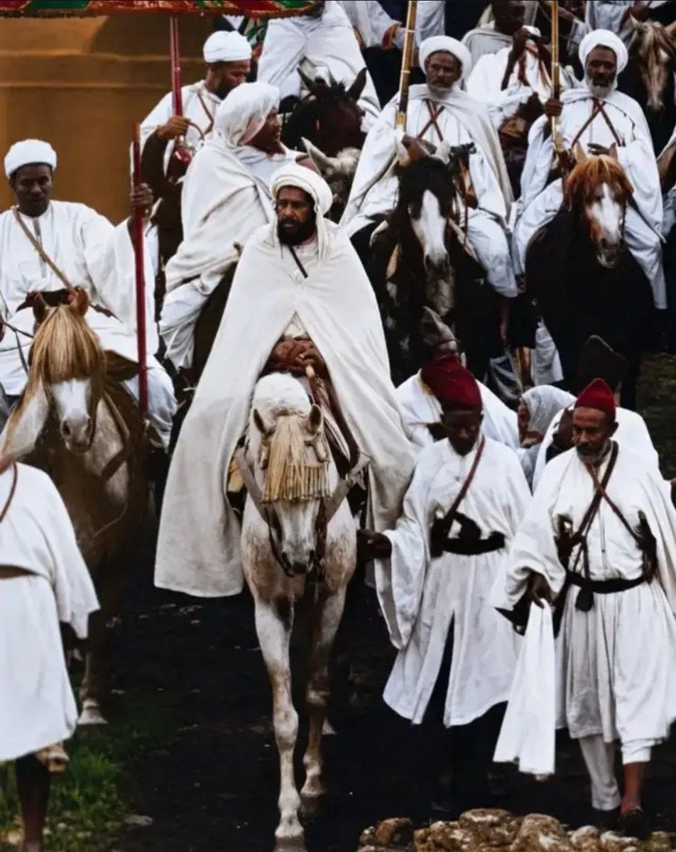 KarimnajiKarim's tweet photo. Une photo rare du Sultan Moulay El Hassan Ier, prise lors de sa visite à Tanger en 1889... https://t.co/RRL1oMmf6r