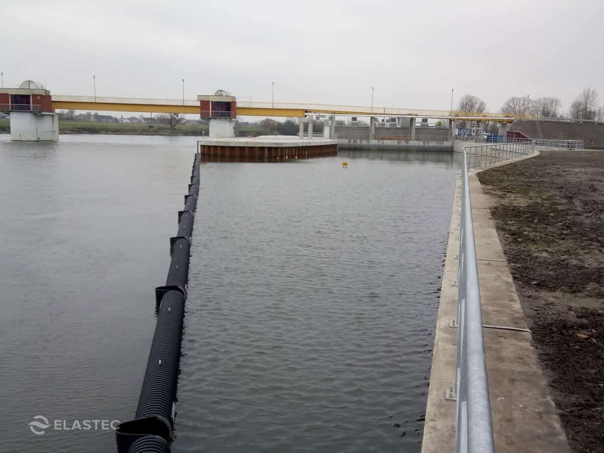 Elastec's tweet photo. Floating debris can threaten water intakes, cooling systems, marinas, and infrastructure. A properly designed debris barrier helps protect operations while simplifying routine maintenance. #IntakeProtection #DebrisBarrier #WaterInfrastructure #FacilityMaintenance #CleanWater https://t.co/muD1bFqNfT