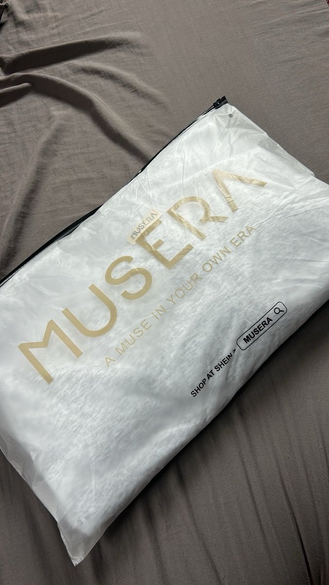 __Tunrayo14's tweet photo. I just knew Musera would make the list… they are good! https://t.co/AHT8J1VFl8