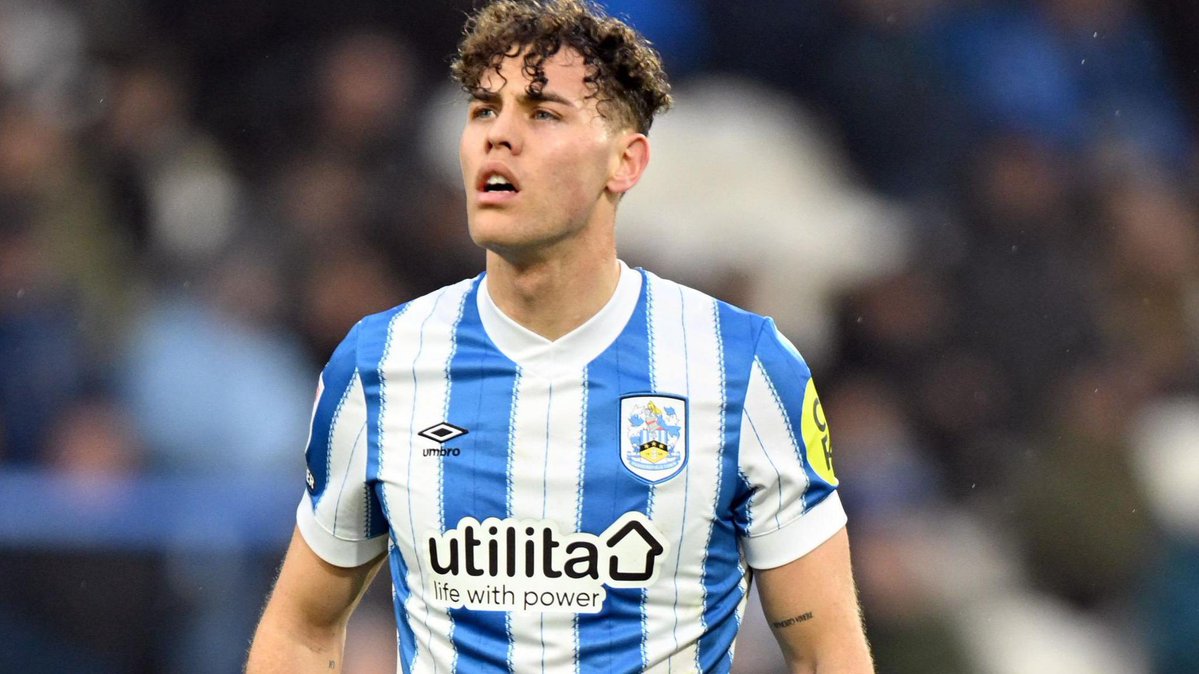 leholybronto's tweet photo. 🗞️🚨 Breaking news as Huddersfield Town star Dion Charles looks to make Yorkshire jump to nearby rivals Bradford City for an undisclosed fee 💰

#HTFC https://t.co/YOZUku7HHZ