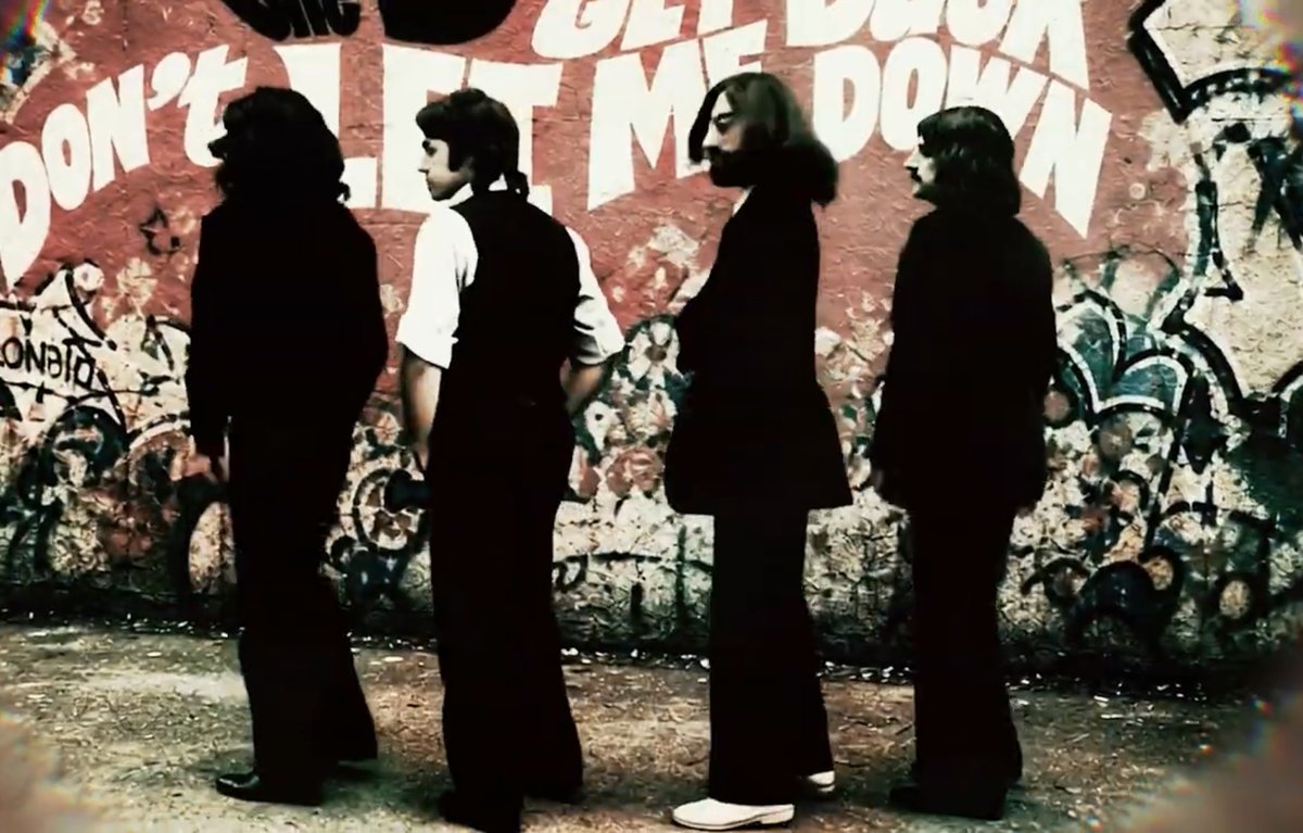 BrainAnalyser's tweet photo. Bootleg made from The Beatles (1969) and Eric B & Rakim (1987 HipHop) by Cloth Mother - now available to listen and buy from Bandcamp with a new video on YouTube link below #Mashup #ClothMother #vinylmix #Vestax #sampling #hauntology https://t.co/sZL8nH8HYL https://t.co/sig6gNbJYs