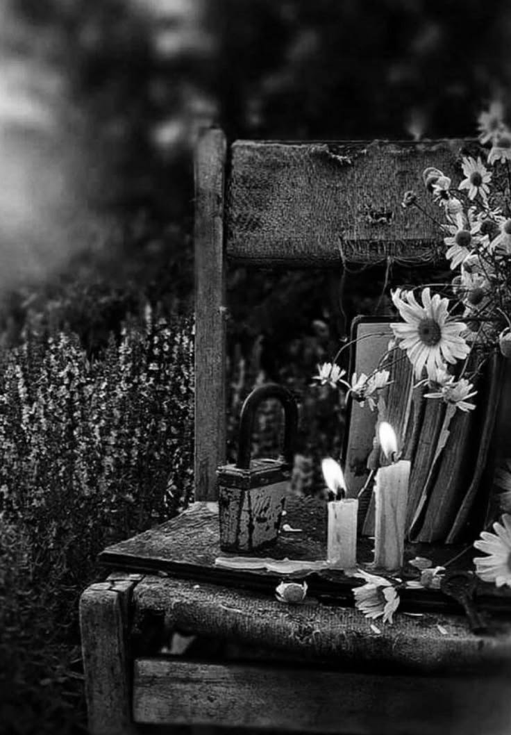 Burning_Heart_5's tweet photo. Beneath the lock
I found petals
tracing silent flames
I cradled a wish within my hands
but it bloomed too late
long after the hour
I had begged it to come true......

@Amatoryq #Amatory https://t.co/cKUfvXQv9z