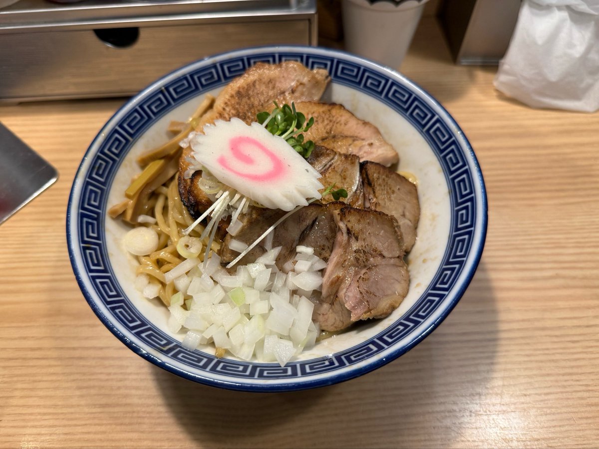 zemiosander's tweet photo. おはようございます。ちょっと一息。検査が終わった後に食べた、十条駅前「流」さんのまぜそば載せときます。皆さんの1日が良い日でありますように。 https://t.co/YhwTuSw4y2