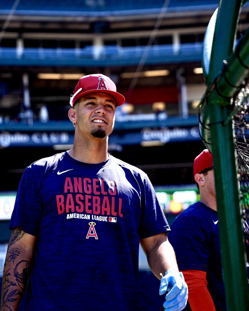 Angels tweet picture