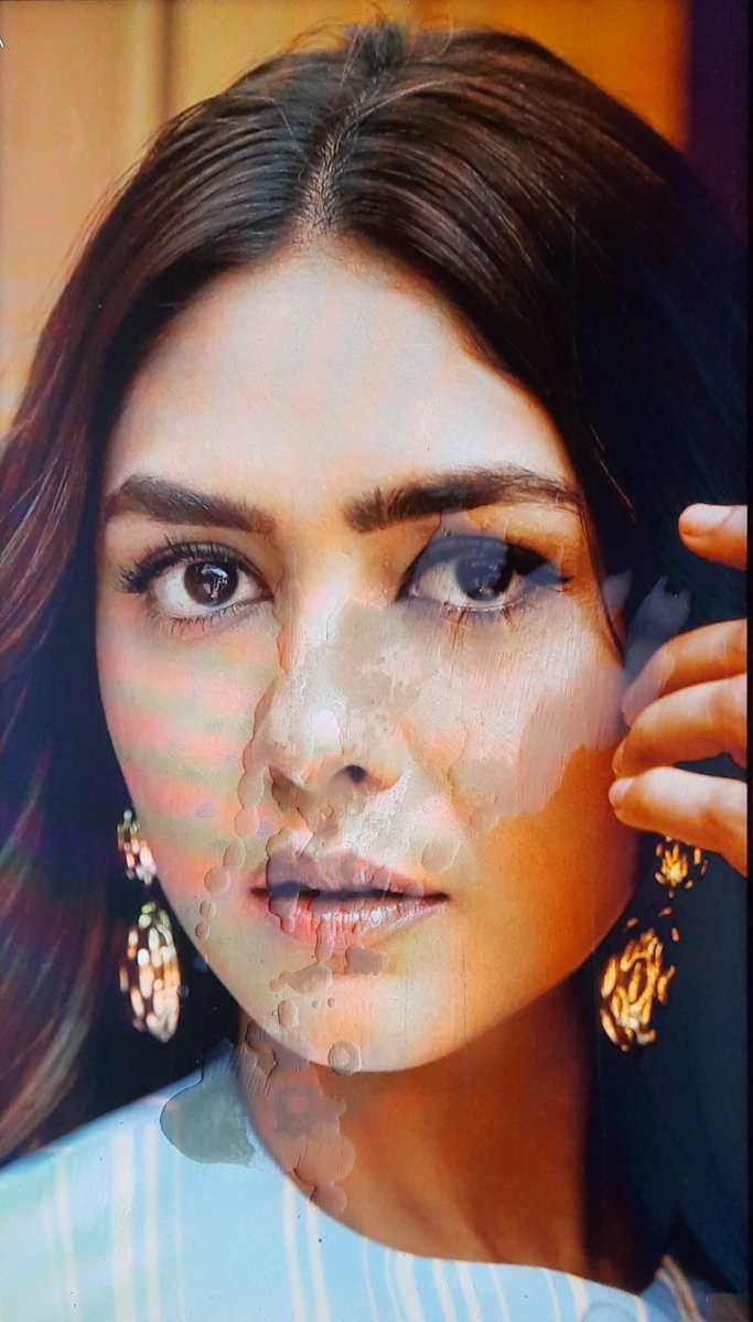 Anindya1Cp's tweet photo. Mrunal tribute https://t.co/NqTGGYrQAk