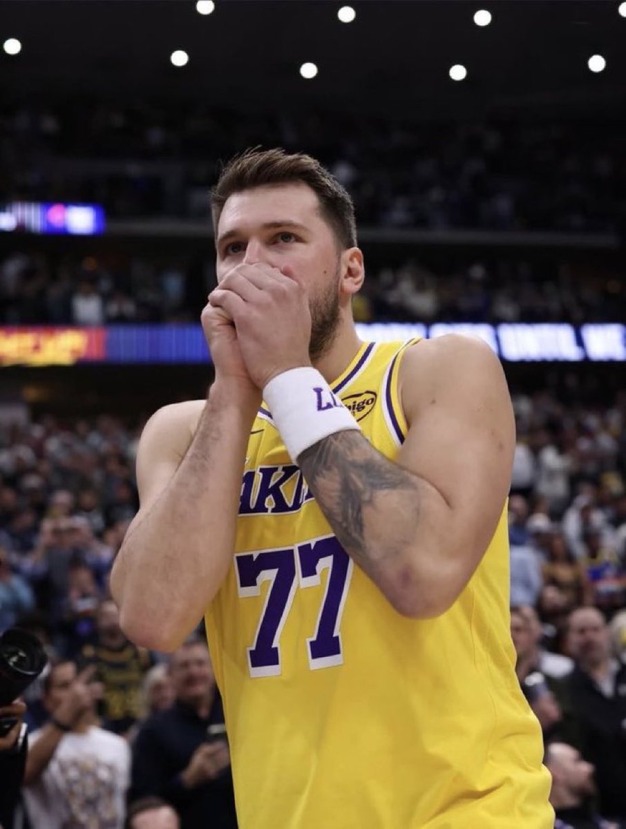 LALMuse's tweet photo. 🚨 The Los Angeles Lakers have released their full preseason schedule:

— Oct. 5 @ Sacramento 
— Oct. 6 @ Golden State
— Oct. 8 vs. Sacramento 
— Oct. 13 vs. Golden State (In Las Vegas)
— Oct. 16 vs. Denver Nuggets https://t.co/3ziyMbclXA