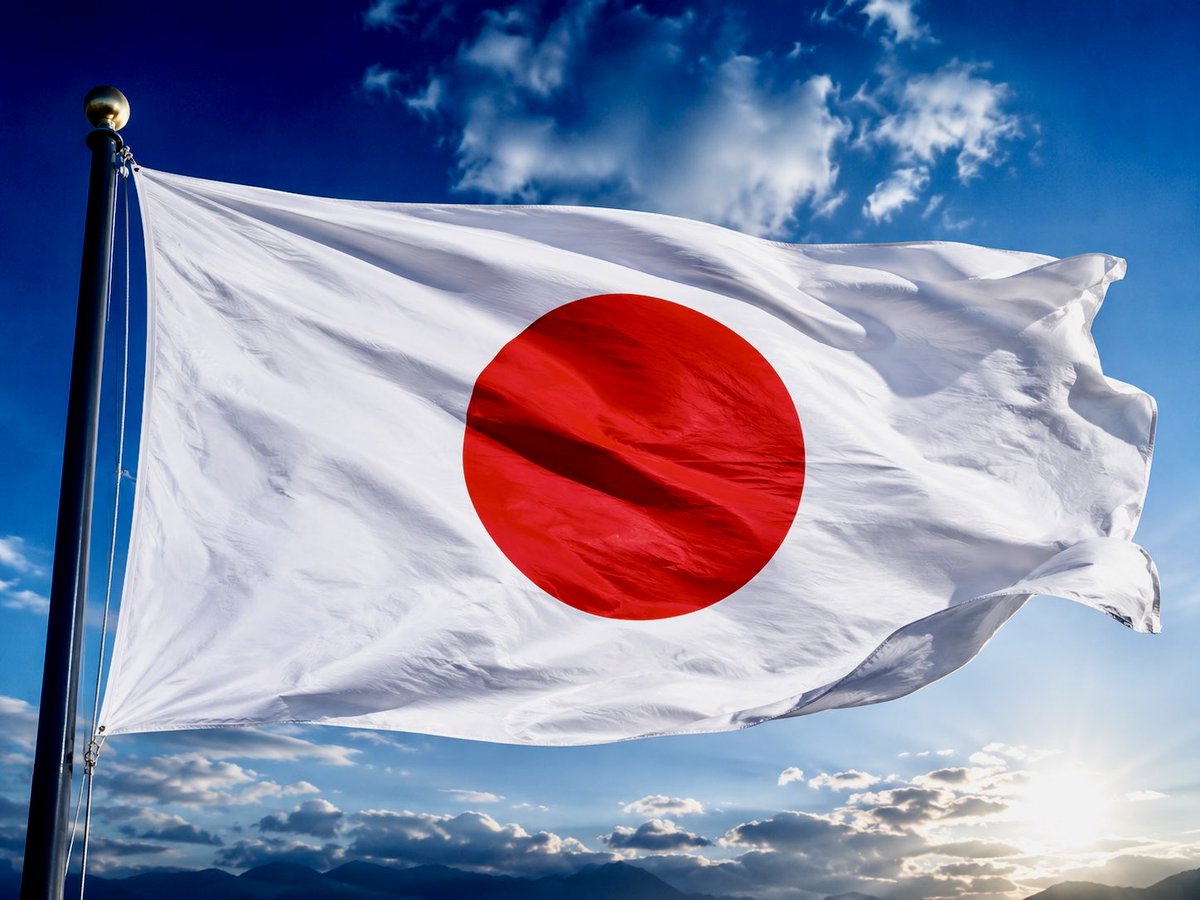 rinmfamily's tweet photo. 梨5000個盗まれ「栽培辞めます」

梨5000個盗難で農家が「もう栽培辞めます」。

これは単なる窃盗事件じゃない。1年かけて育てた努力と生活を根こそぎ奪う卑劣な犯行だ。梨栽培は剪定、受粉、摘果など手間の連続で、収穫直前に盗まれれば農家の心は折れる。 

犯人は梨だけでなく、生産者の夢や誇りまで盗んだようなもの。全国で梨の大量盗難が相次いでおり、被害を受けた農家からは怒りと絶望の声が上がっている。 

「食べ物を盗む」のではなく、「日本の農業を潰している」――それが果物泥棒の罪だ。 
#梨　#フルーツ