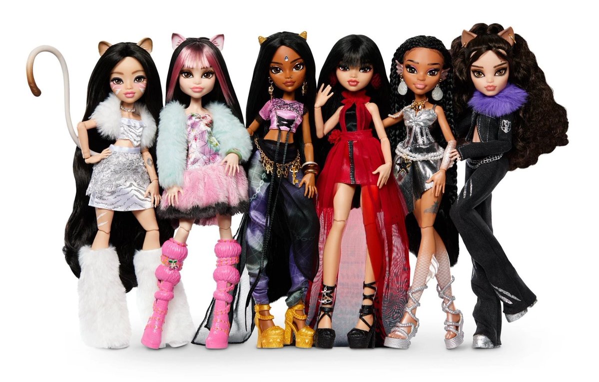SeeingMount's tweet photo. Monster High is on a generational run of fumbling the ball https://t.co/WCLZCmLzyu
