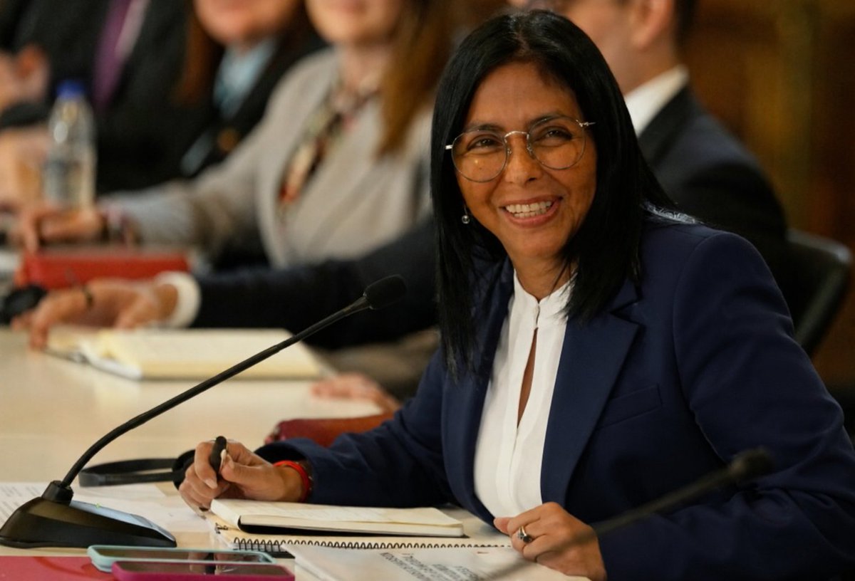 maibortpetit's tweet photo. Gobierno de Donald Trump solicita inmunidad judicial para Delcy Rodríguez ante una corte federal de Estados Unidos https://t.co/A4kYi40mM2 https://t.co/fMmPDlUSFO