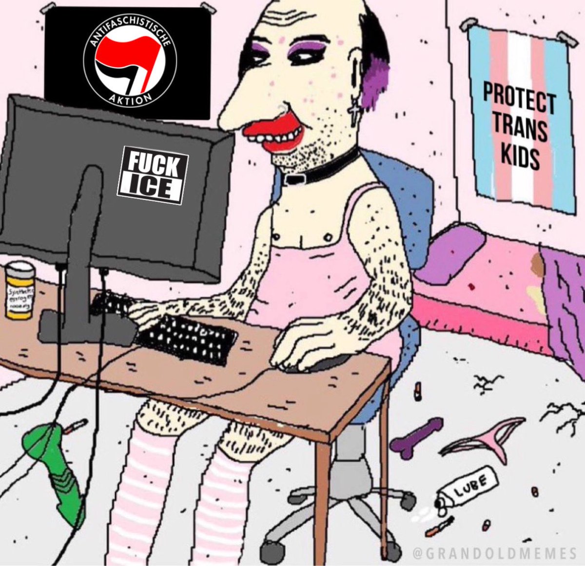 FreakySquid69's tweet photo. @xerias_x 🤣🤣🤣 https://t.co/YDPRilhXKG