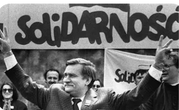 RemyVTR15's tweet photo. Lech Walesa would be ashamed. https://t.co/xeUhH0SWcD