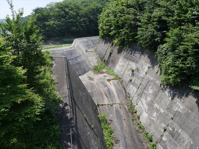 昨日、数か所行きました。その中で天栄村にある羽鳥ダムカードが