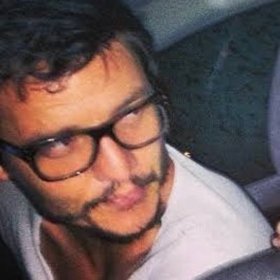 bIuesykes's tweet photo. and we’re back #newoldprofilepic https://t.co/IbTAJ32WMH