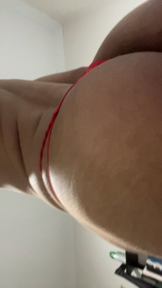 2001zzzzzzzzzz's tweet photo. yall get two xoxox
follow my of i talk more on there
#tgirl #trans #transfem #booty #ass #gstring #plug? #perth #australia #fem #femboy #slut https://t.co/xiZnxHDFq3