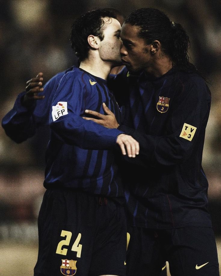 Barca_Archive's tweet photo. 2004. https://t.co/bL0C4PqqUt