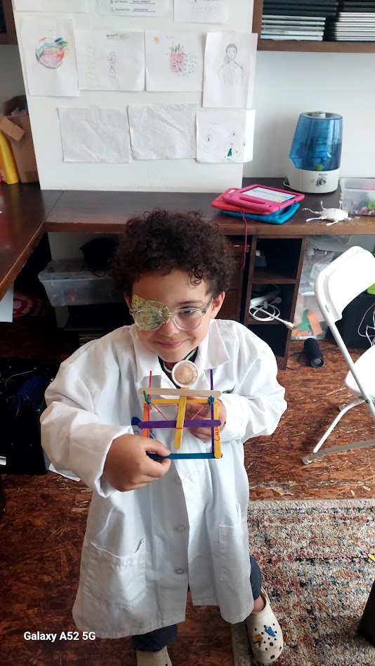 stemkidsnyc's tweet photo. Day 2 of STEMXPlorers' Innovation Lab was packed with discovery! 🚀 Students learned about Samaira Mehta, coded with Scratch Jr., engineered trebuchets, started a seed germination experiment 🌱, programmed Sphero Indi robots 🤖, and built creative motor-powered projects! 💡
#STEM https://t.co/ElnLMurm5O