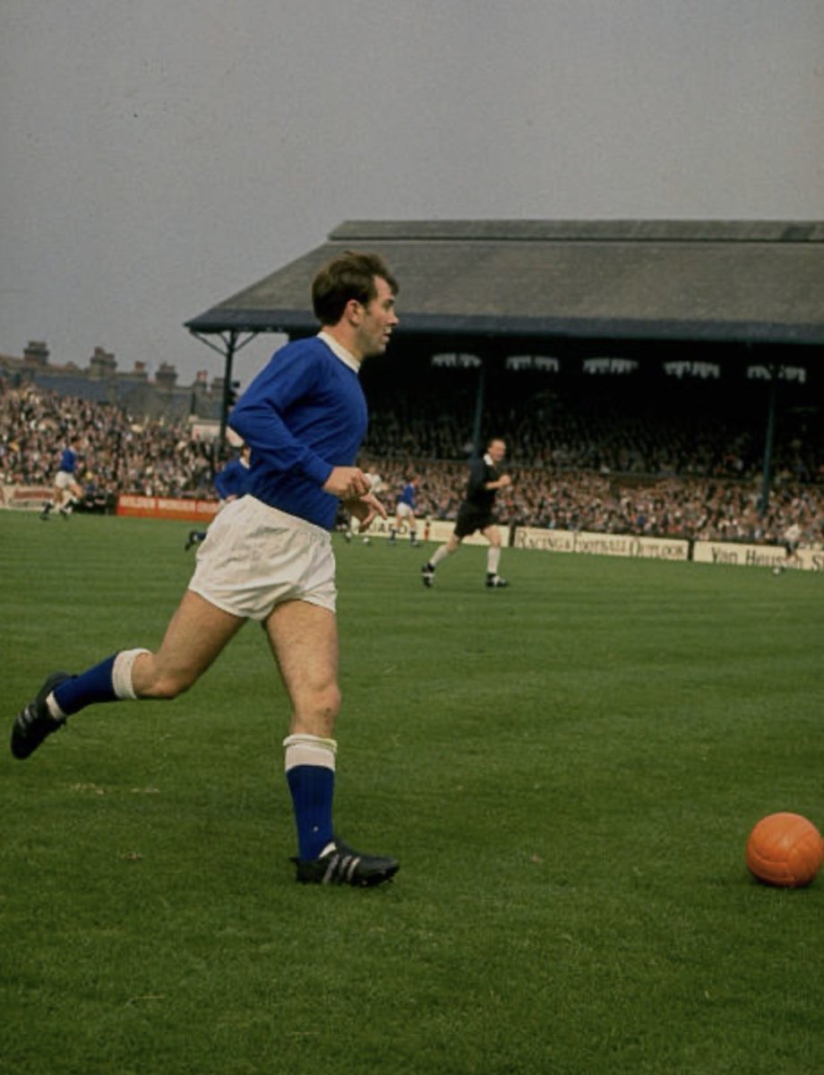 Theleaguemag's tweet photo. Howard Kendall of Everton https://t.co/5QUkuBgo6X