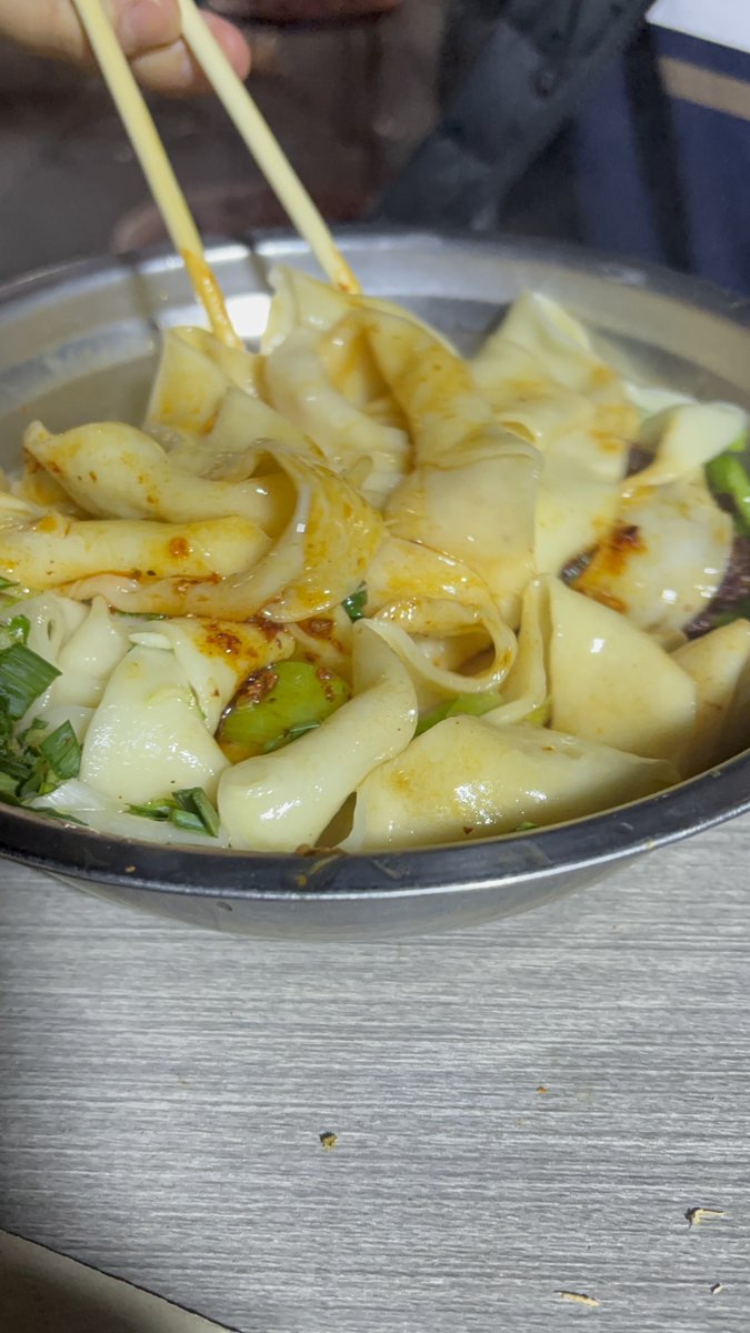 stinesolbakk1's tweet photo. The late-night stall’s warm miso soup just hit different when the street’s quiet and your cup’s still half full. No rush, no noise—just small, cozy moments after the city sleeps. https://t.co/2I2qEE1yrO