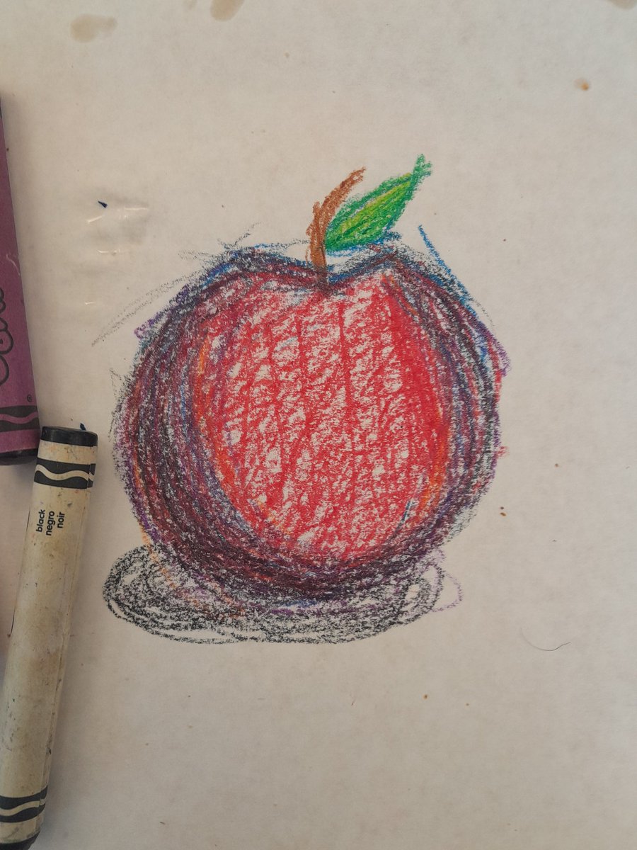 okay_idc_'s tweet photo. Apple https://t.co/9AyC8dbcgR
