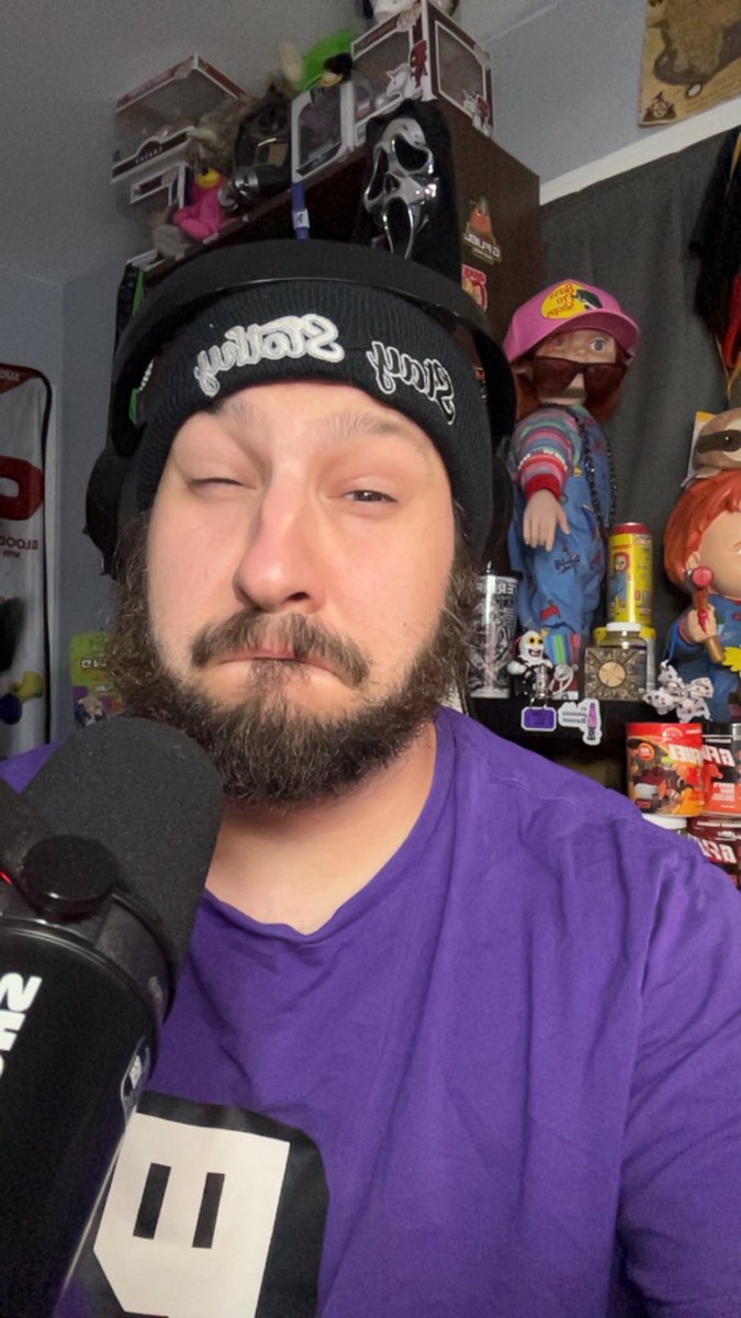 sloth_bag's tweet photo. Live af on the purple app! New rift “new” skins👀 let’s get it! https://t.co/IakQ8N2mV7