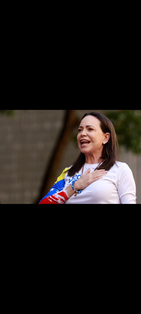 GlenMoreno9's tweet photo. Aunque este obligada a mantenerte fuera de Venezuela por EEUU más del 90% de los venezolanos te esperamos.
✓Representas unión y esperanza.
✓Ejemplo a seguir de todas las generaciones de venezolanos que estamos y vienen.
✓Liderazgo inigualable.
¡Premio Nobel de la Paz! https://t.co/5aobLTbc1r