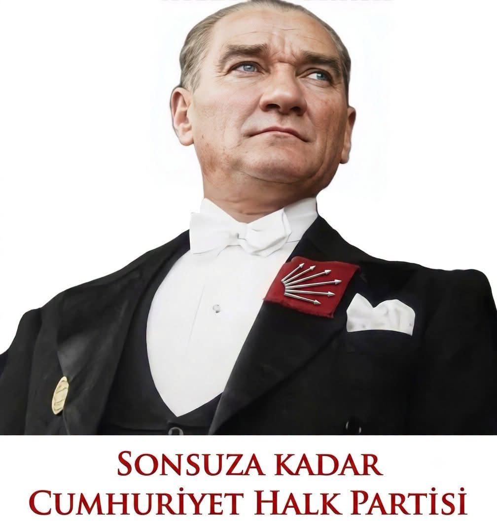 EkerCihan's tweet photo. "Benim iki büyük eserim vardır; biri Türkiye Cumhuriyeti, diğeri Cumhuriyet Halk Partisi'dir." https://t.co/gpgDEvocGa