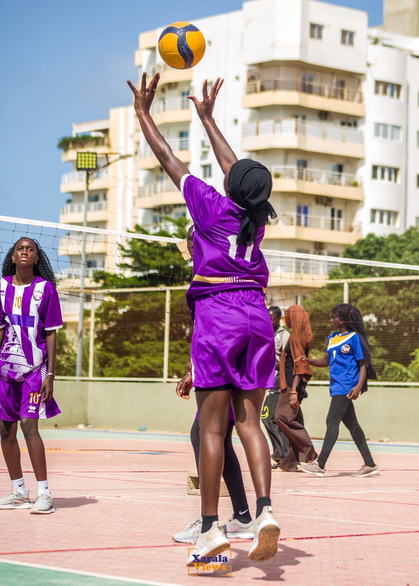 ViewsXarala's tweet photo. Compétition Voley Ball de la Fédération Sénégalaise de Voley Ball.
CP: @ViewsXarala
#senegal #voleyball #galsen https://t.co/OCeyb1YUmh