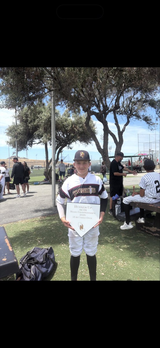 CPBKnights's tweet photo. 15U Open runner-ups from last weekend!

MVP was Eamon Magnuson. Eamon batted .571 on the weekend and was a vacuum at second base

Go Knights! ⚾️⚔️ https://t.co/2Rcf04zBy7