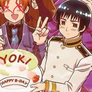 marimericaa's tweet photo. You’re celebrating a birthday and you look like this. Why is he never f*cking happy. https://t.co/yEWOV7nMVF