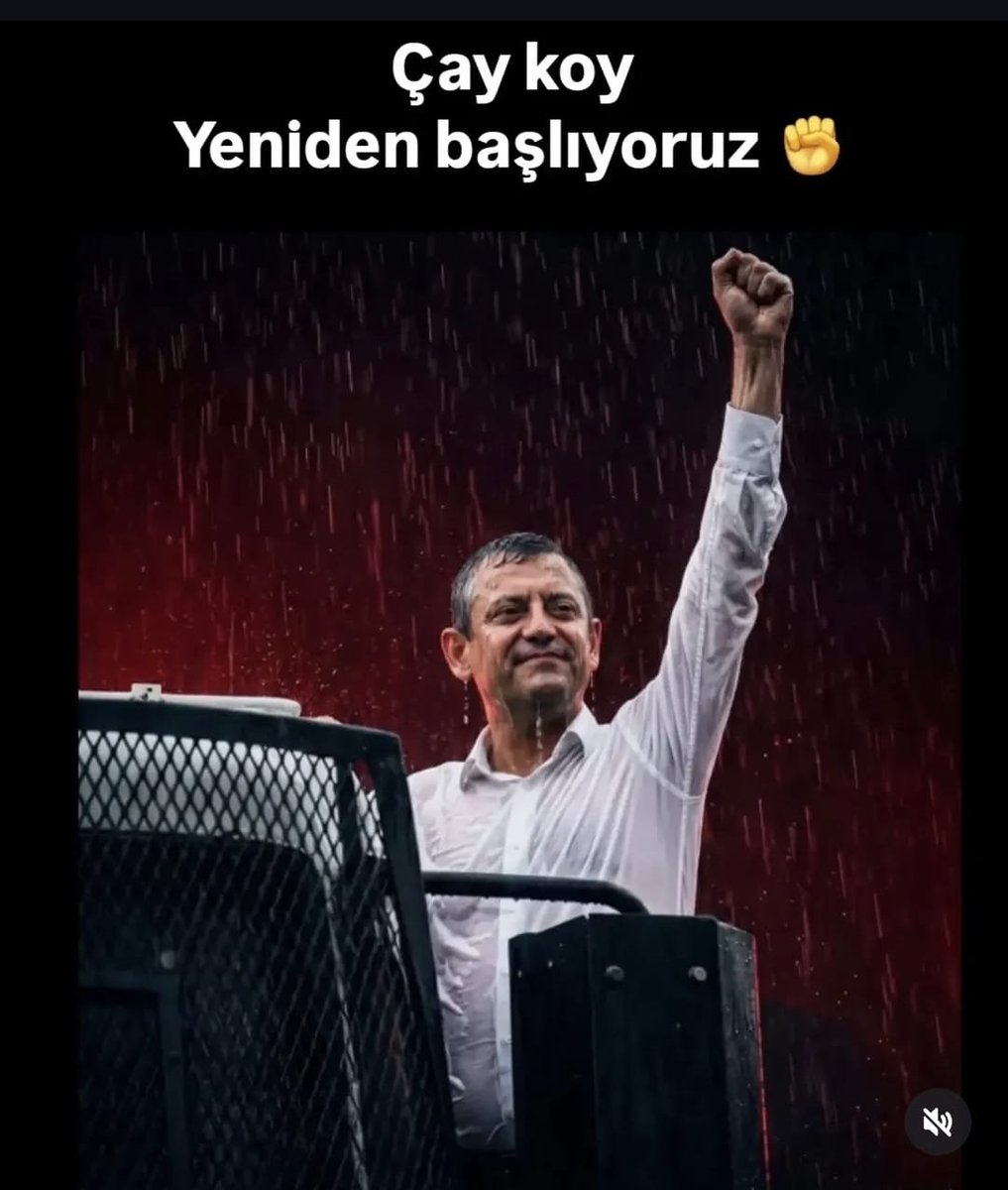 AynurTUNC's tweet photo. Bugün, Cumhuriyet Halk Partisi üyeliğimden kendi irademle istifa ettim.
Bu karar,  Türkiye'nin geleceğine dair inandığım yeni bir yolculuğa katkı sunma iradesidir.
Siyasette asıl olan makamlar değil; ilkelere, demokrasiye, hukukun üstünlüğüne ve halkın iradesine bağlılıktır. 
Bu anlayışla, Genel Başkanımız @eczozgurozel in kuracağı yeni parti de yer almayı ve bu yürüyüşe omuz vermeyi tercih ediyorum.
Ülkemizin daha adil, daha demokratik ve daha umut dolu bir geleceğe kavuşması için elimden gelen katkıyı sunmaya devam edeceğim.
Birlikte daha güzel yarınlara yürüyeceğimize yürekten inanıyorum.
Artık söz değil, cesur adımlar zamanıdır. İnandığım değerler uğruna geri durmayacak, bu ülkenin hak ettiği geleceği birlikte inşa etmek için mücadele edeceğim.

Bu bir son değil, daha güçlü bir başlangıçtır.