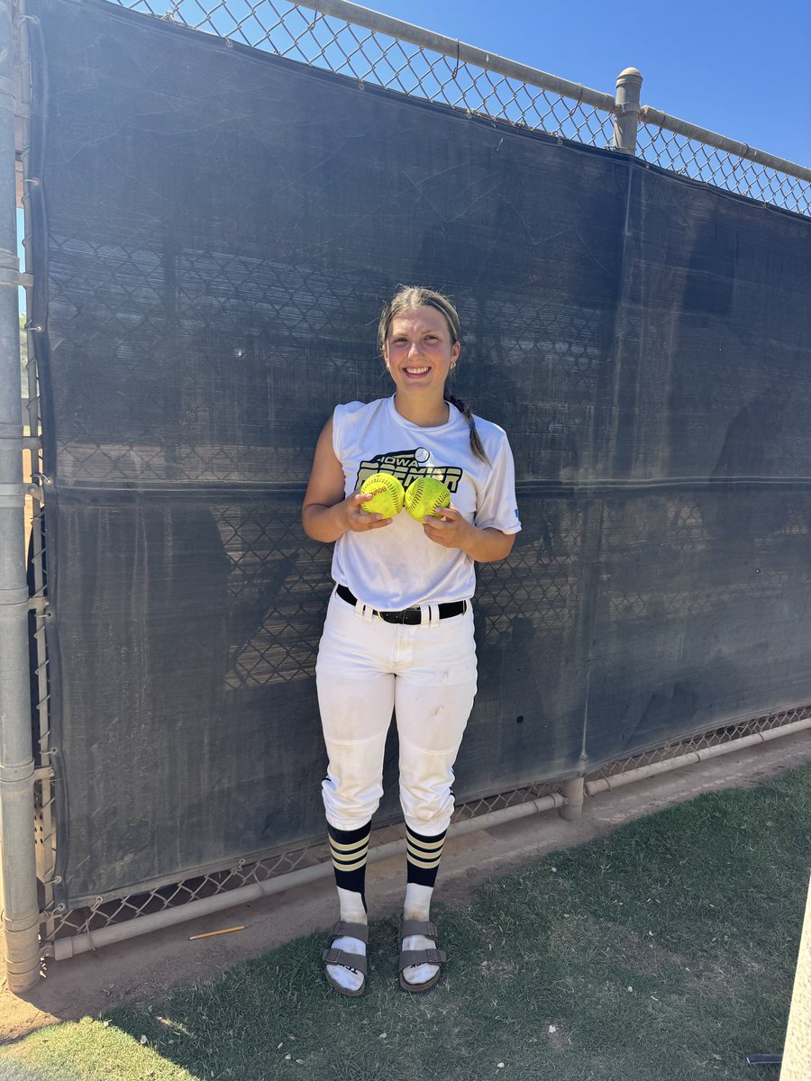 ipf18ucarter's tweet photo. Another two HR game for @MDornack27 in today’s bracket play win! #bethegirl https://t.co/TcathTx1Ix