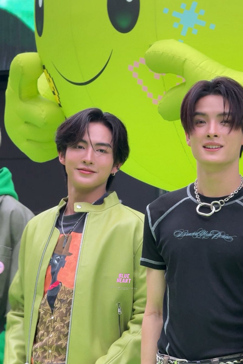 toonpeak's tweet photo. สวัสดีวันพุธ ขอให้เป็นวันที่ดีใจดีกับทุกๆคนค่า💚🍀🌱 https://t.co/m6FVYUCCzx